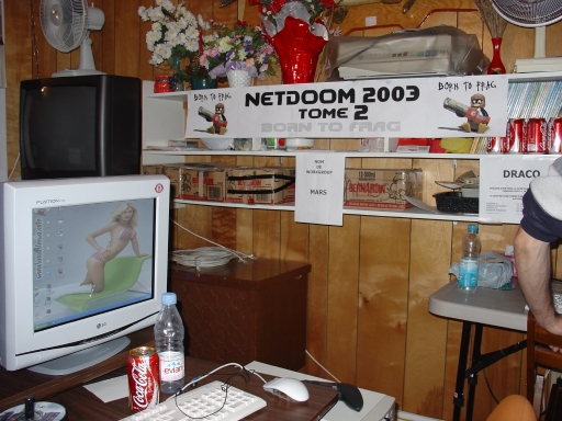 Desktop MetalWood